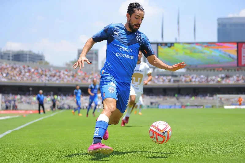 Pizarro en el partido ante Pumas