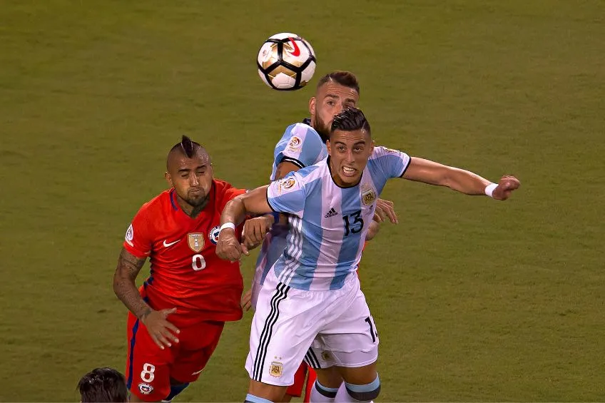 Ramiro Funes Mori durante un partido de Argentina