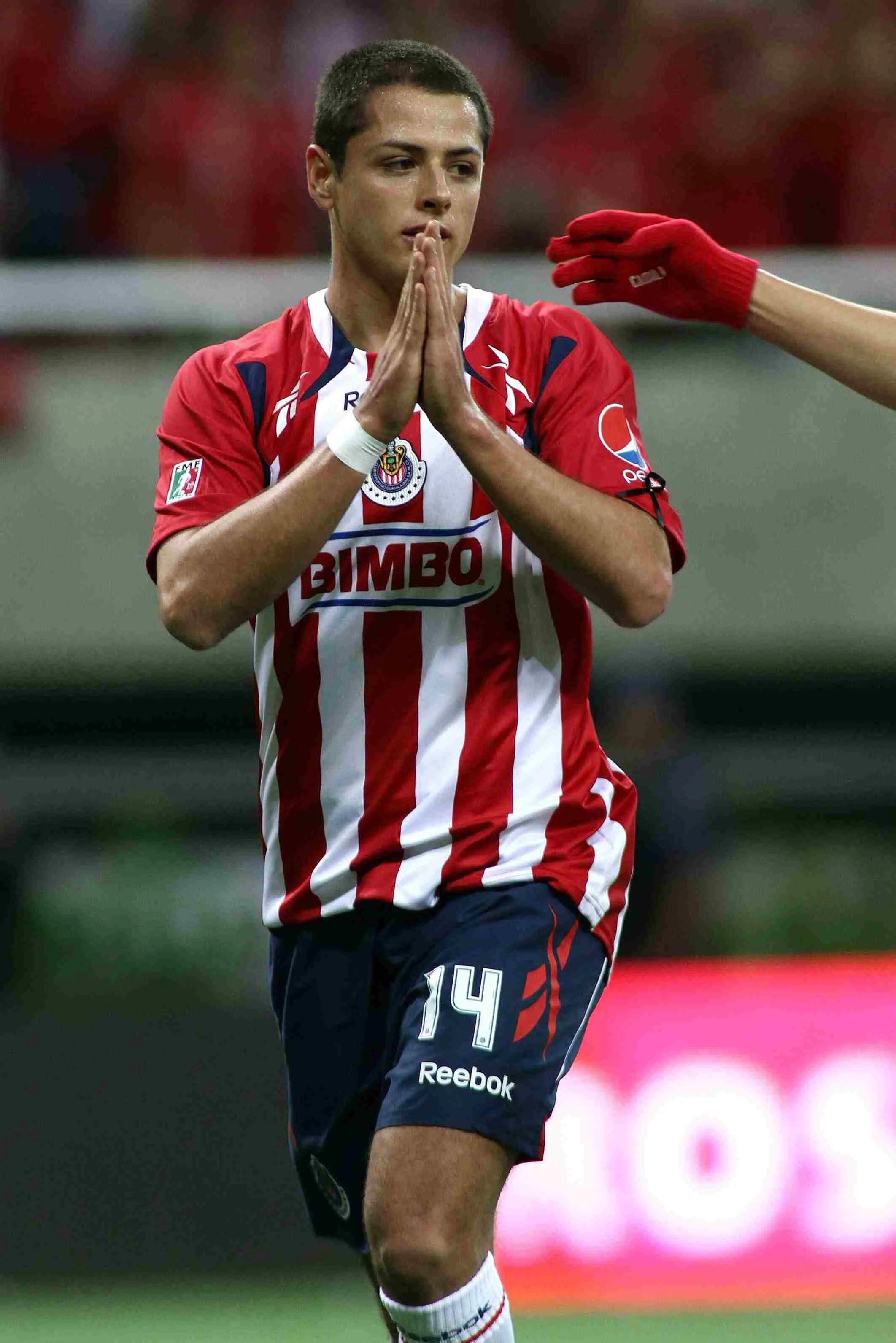 Chicharito en su tiempo con Chivas