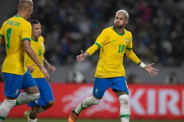 La camiseta no sufrió grandes cambios