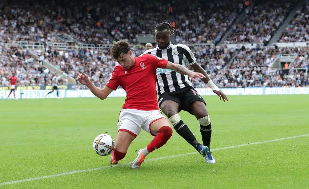 El jugador del Newcastle tuvo un tremendo detalle con el aficionado