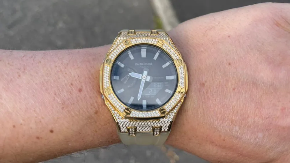 El reloj Casio que regaló el futbolista al aficionado