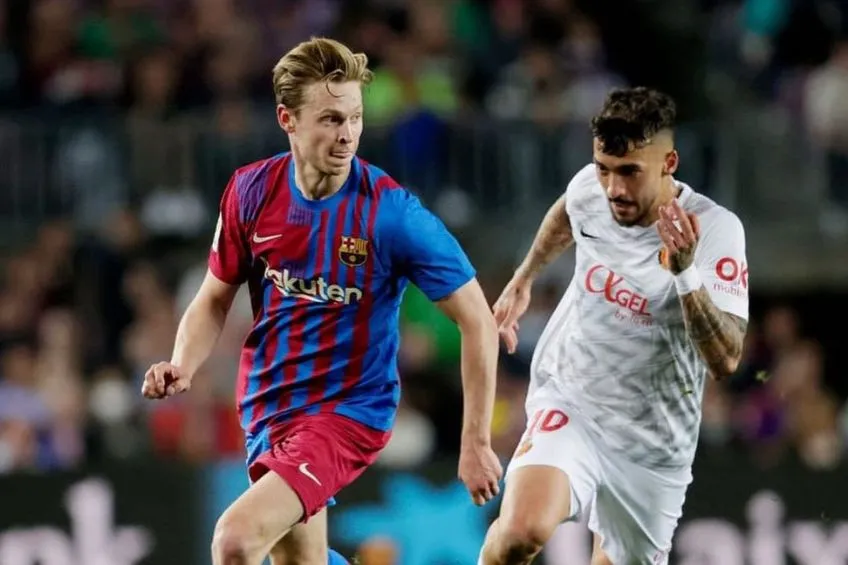 INSTAGRAM: @FrenkiedeJong Frenkie de Jong durante un partido del Barcelona