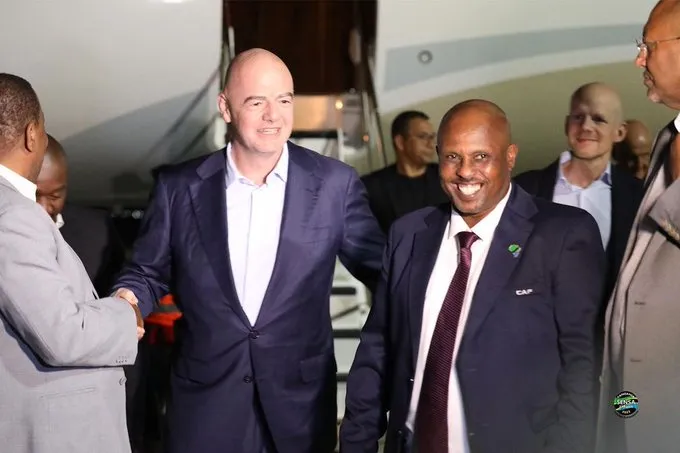 Patrice Motsepe y Gianni Infantino