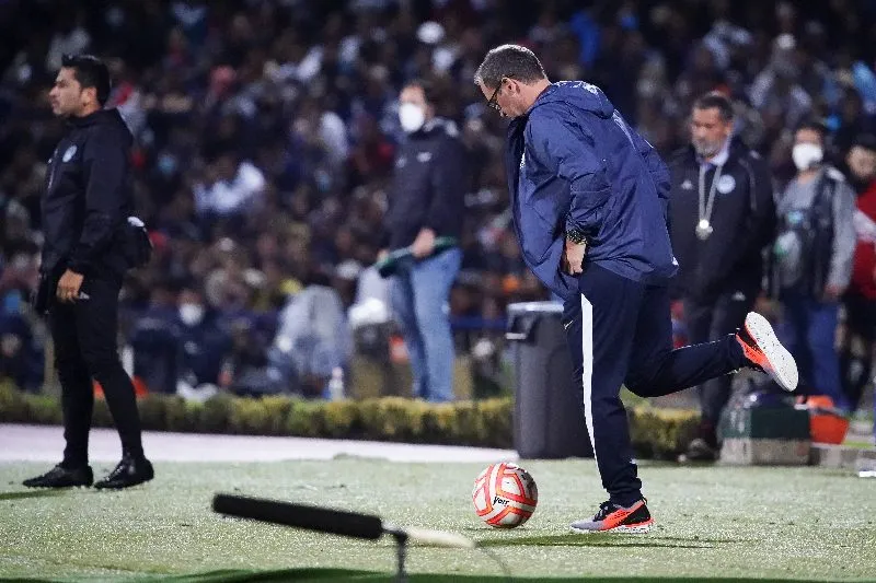 Lillini durante el partido de la jornada 5