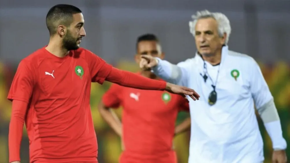 Ziyech y su entrenador en un partido