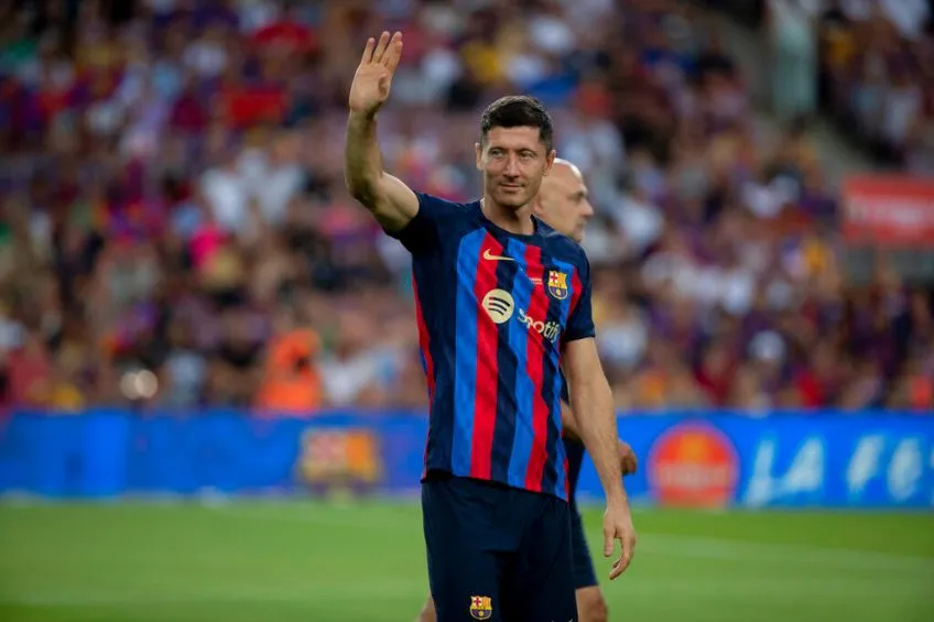 Robert Lewandowski previo a un partido del Barcelona