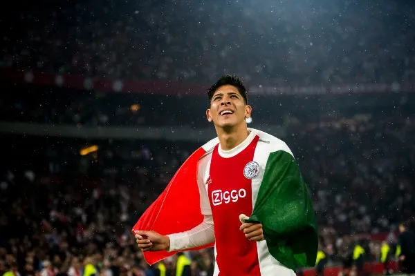 Edson Álvarez con el Ajax