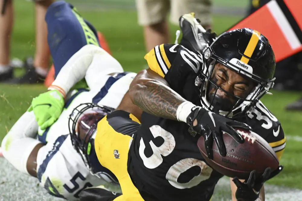 Los Steelers anotan frente a Seattle