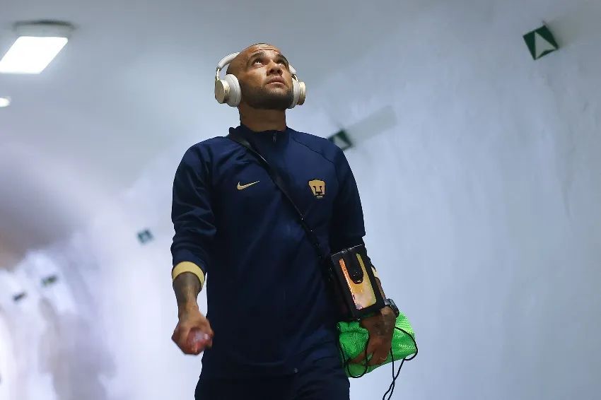 Dani Alves previo al Clásico Capitalino