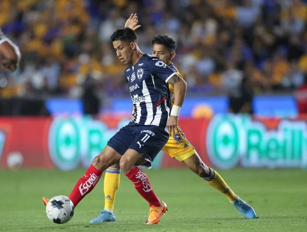 Tigres vs Rayados en El Volcán