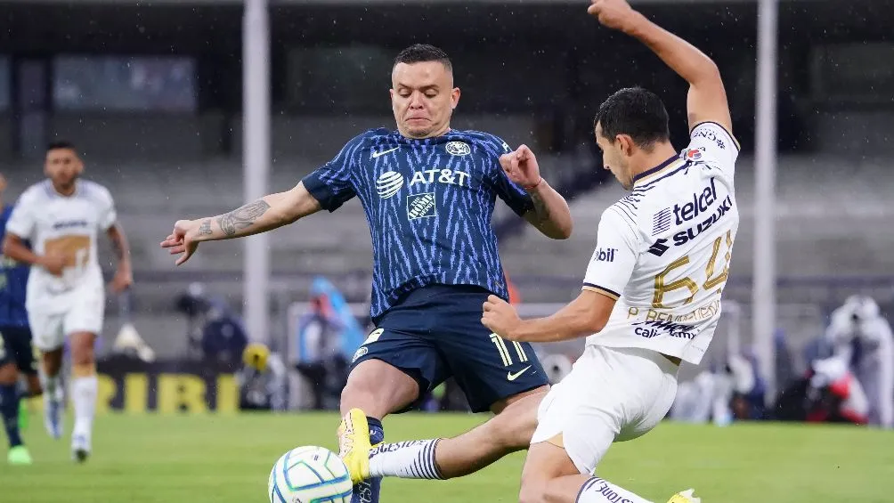 Pablo Bennevendo fue el canterano que salió de titular