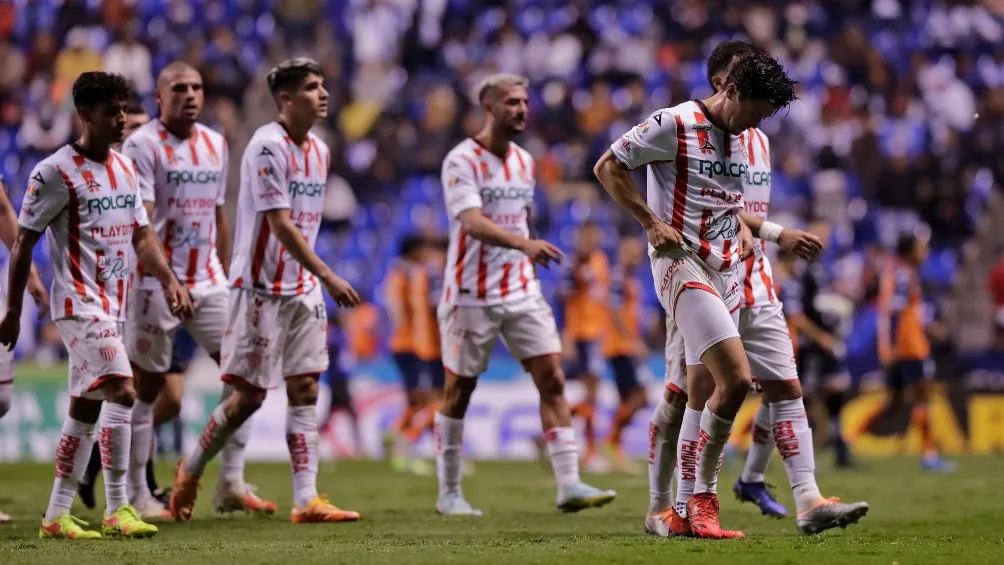 IMAGO7 Jugadores de Necaxa tras recibir una anotación