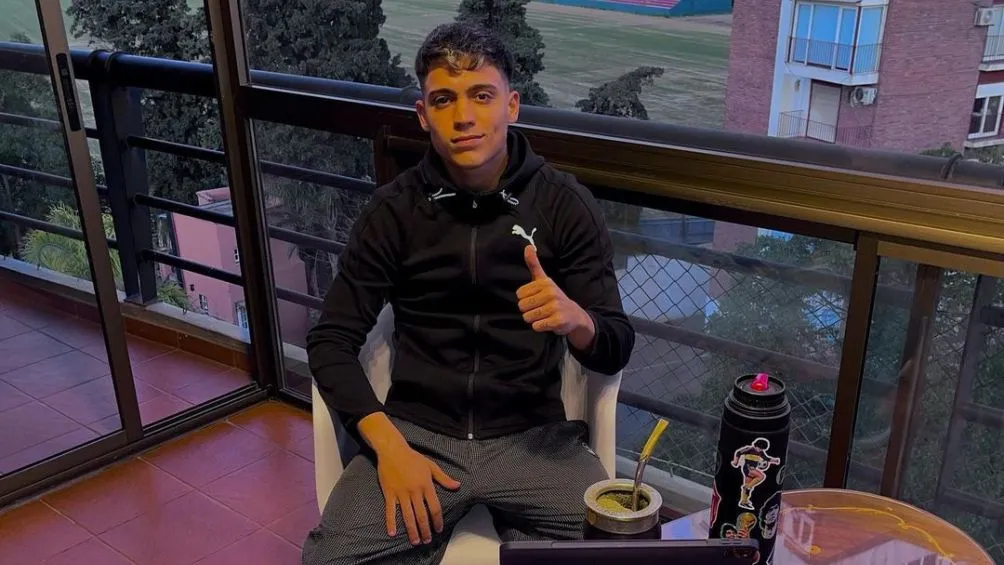 IG | @EXEZEBALLOS02 El jugador argentino sufrió una dura lesión en la Copa Argentina