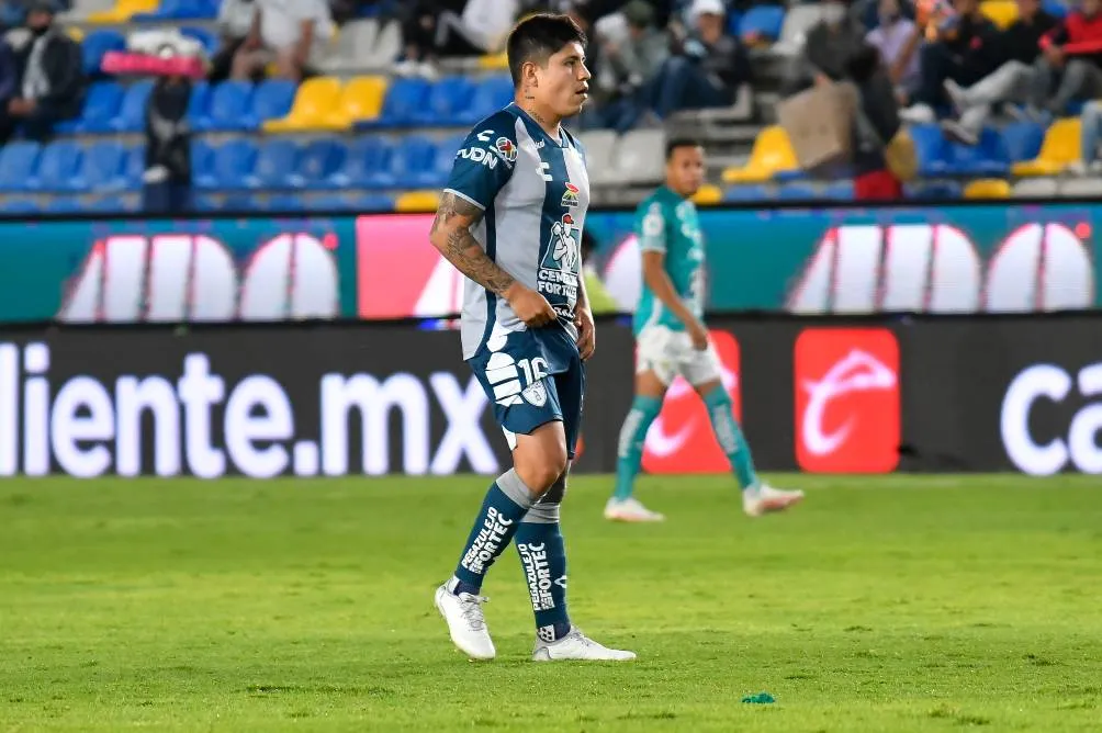 Chofis López debutó con Pachuca