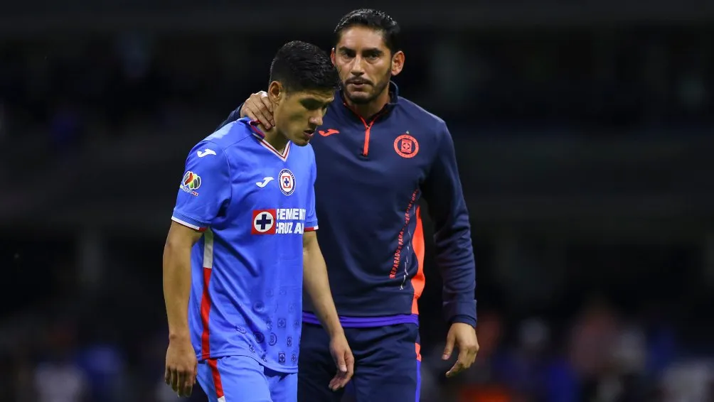 Antuna y Corona en lamento con Cruz Azul