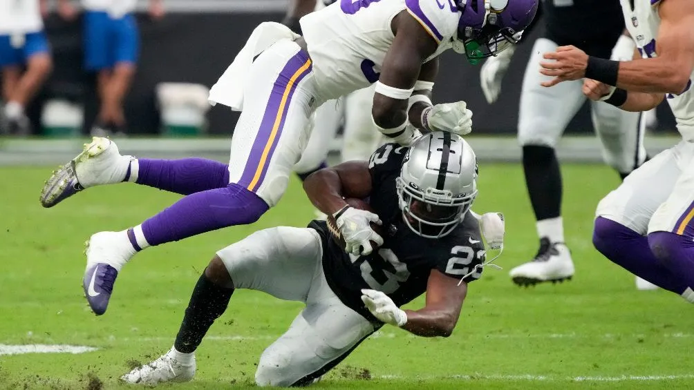 Drake tenía todavía un año de contrato