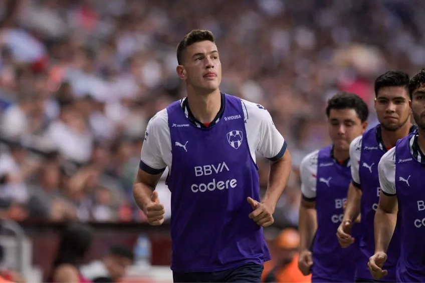 IMAGO7 César Montes durante un partido de Rayados