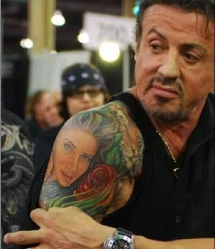 El tatuaje de la esposa de Sylvester Stallone
