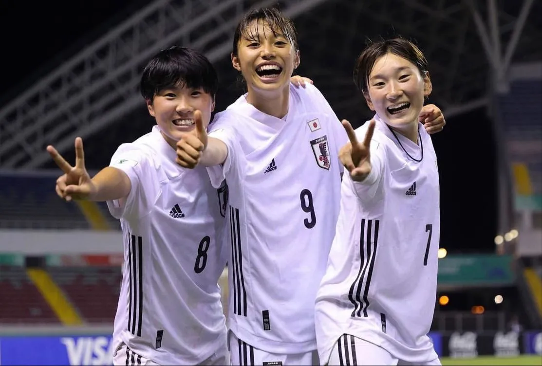 Japonesas celebrando el pase a la Final