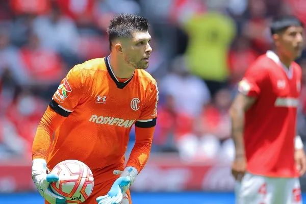 Volpi detuvo varios ataques de los Tuzos