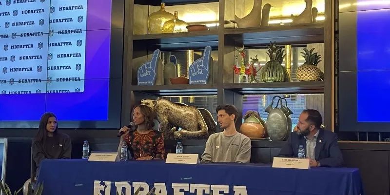 Draftea anunciando nuevo producto en conjunto con la NFL