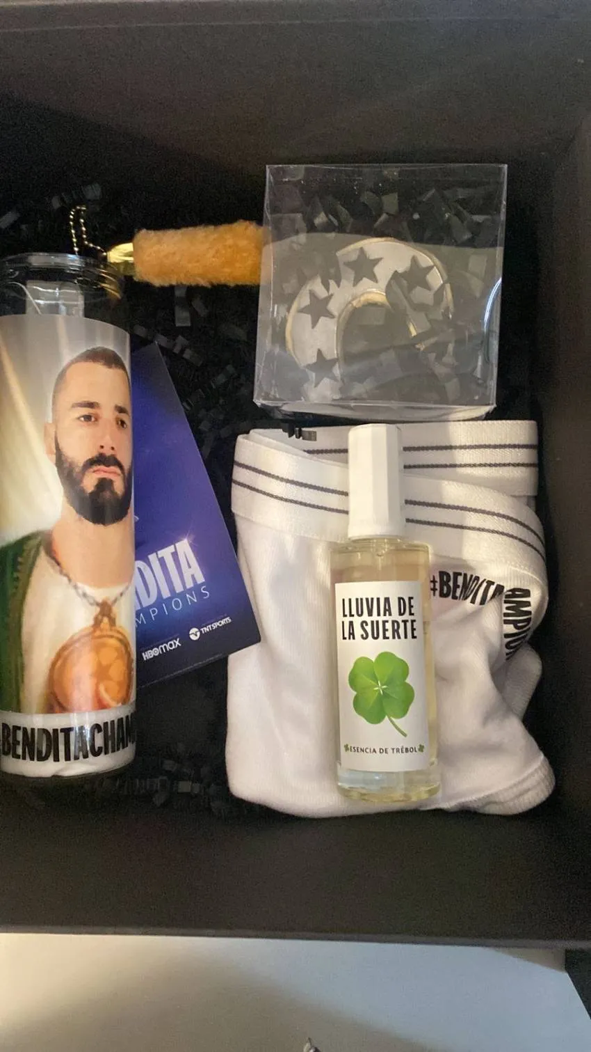 Kit para ver la #BENDITACHAMPIONS