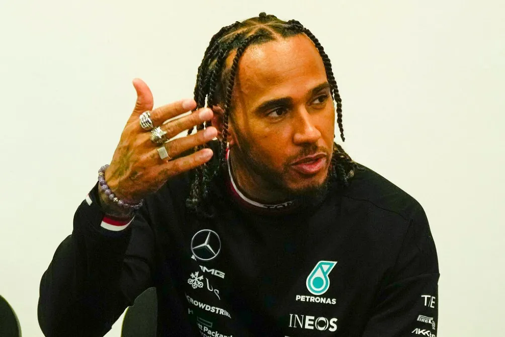 Lewis Hamilton quiere seguir en Mercdes