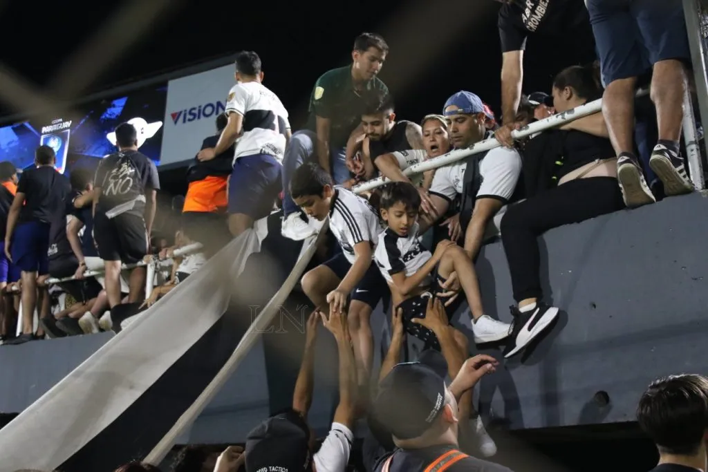 Enfrentamientos en las gradas