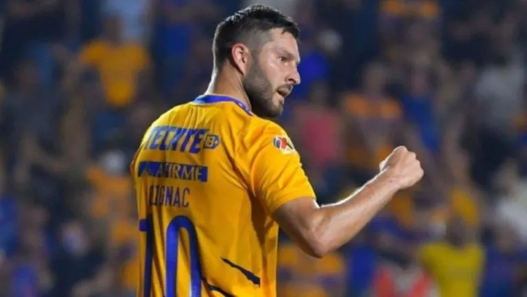 IMAGO7 Gignac en festejo de gol