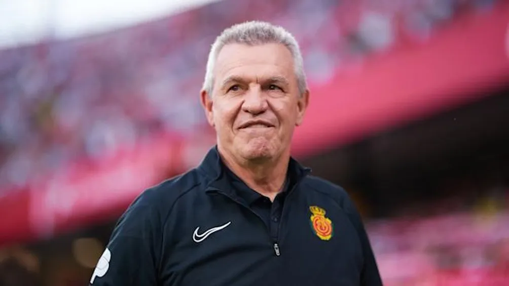 Javier Aguirre dirigiendo al Mallorca