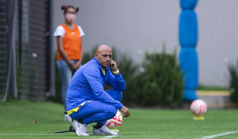 MEXSPORT Ángel Villcampa durane el juego ante Juárez