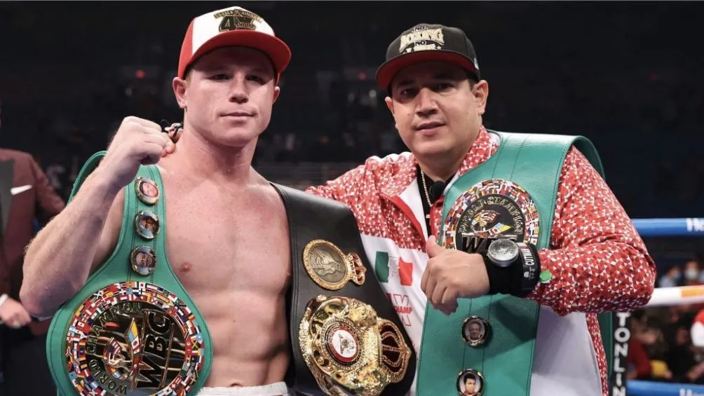 Canelo y Reynoso