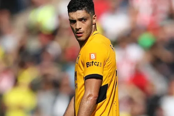 Jiménez tiene una molestia muscular