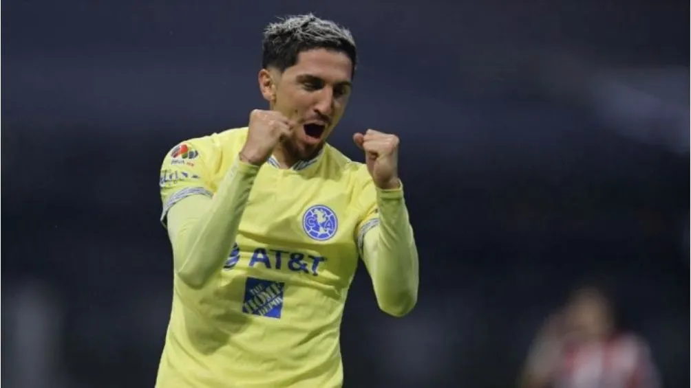MEXSPORT Diego Valdés celebra gol con las Águilas