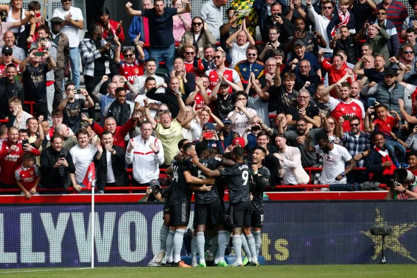 Gabriel Jesus en celebración de gol