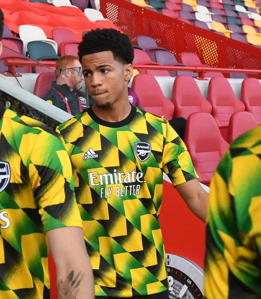 TWITTER: @Arsenal Ethan Nwaneri en su debut en Premier League