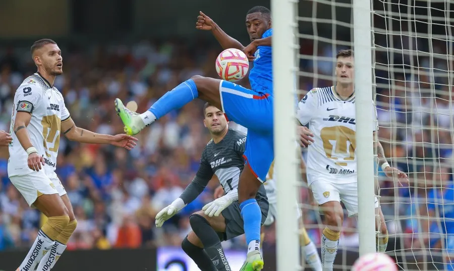 Así marcó Carneiro su gol