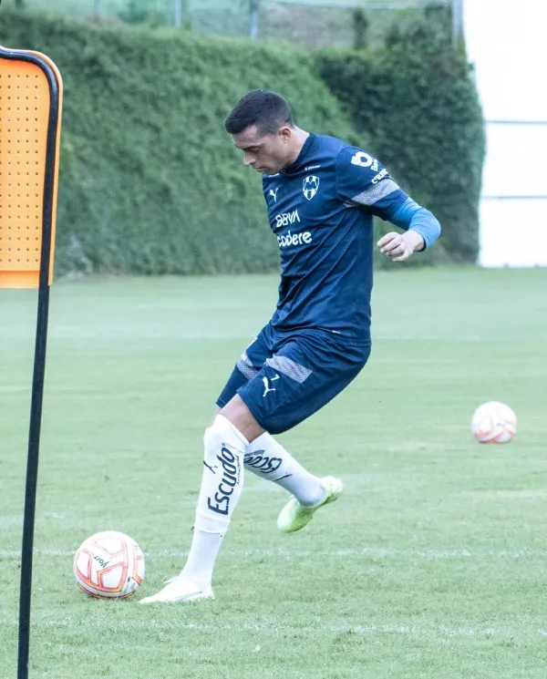 TWITTER @Rayados Rogelio Funes Mori regresó a los entrenamientos con Rayados