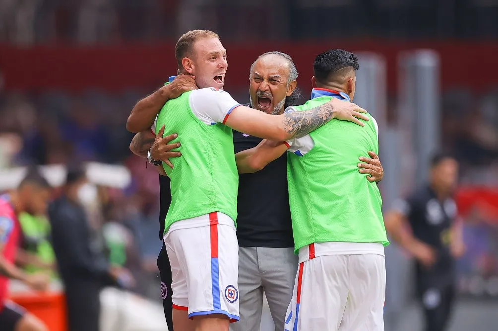 Poto Gutiérrez unió a Cruz Azul