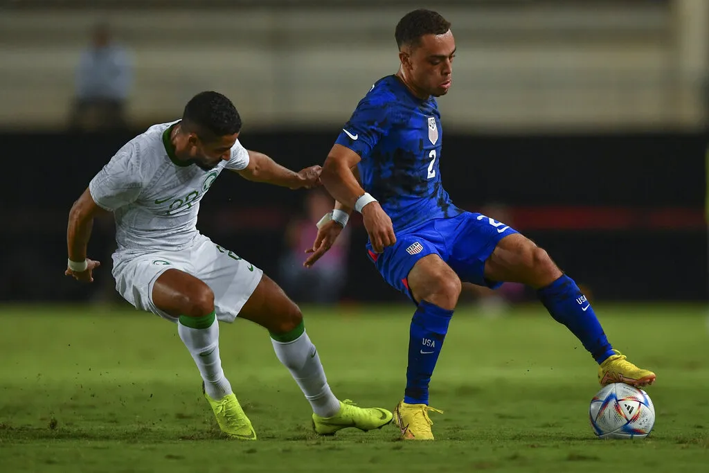 Dest en acción ante Arabia Saudita