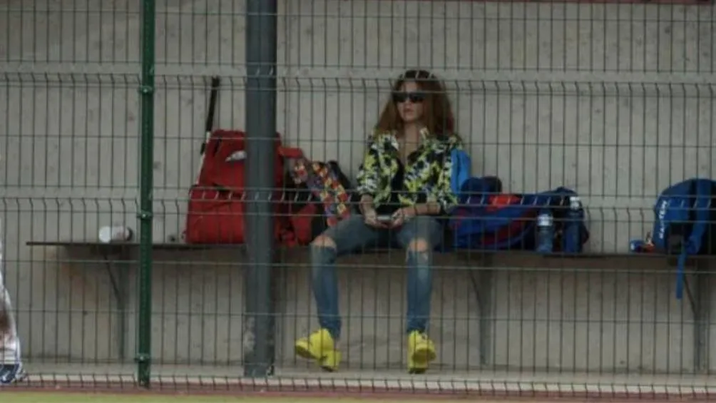 Shakira tras el juego de beisbol