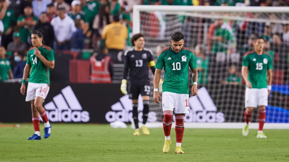 MEXSPORT Jugadores de México en lamento