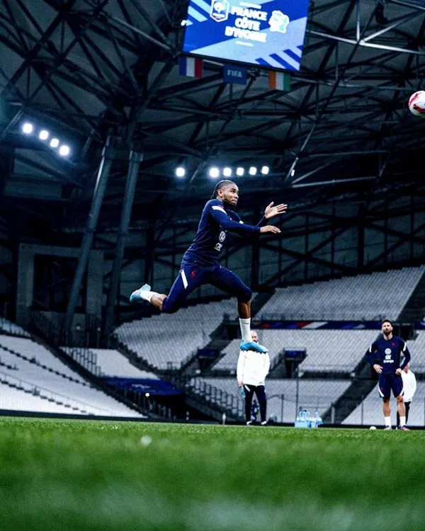 TWITTER @equipedefrance Christopher Nkunku con Francia