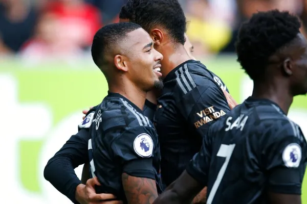 AP El brasileño se siente más libre jugando al futbol