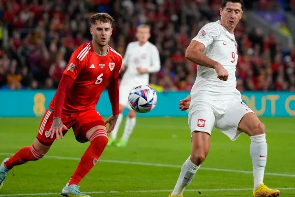 Lewa en acción durante la Nations League