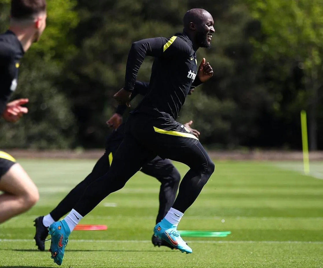 Lukaku entrenado con el Inter