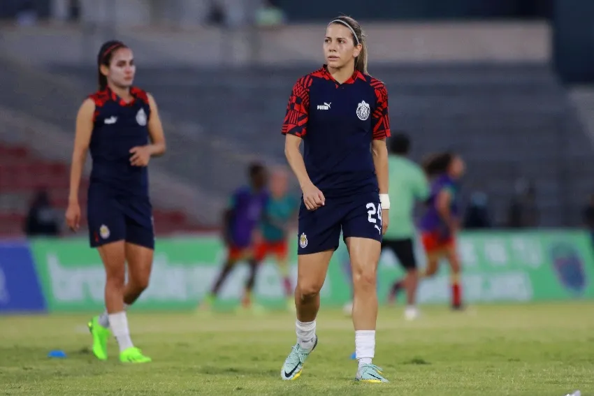 MEXSPORT Licha Cervantes en un partido de Chivas Femenil