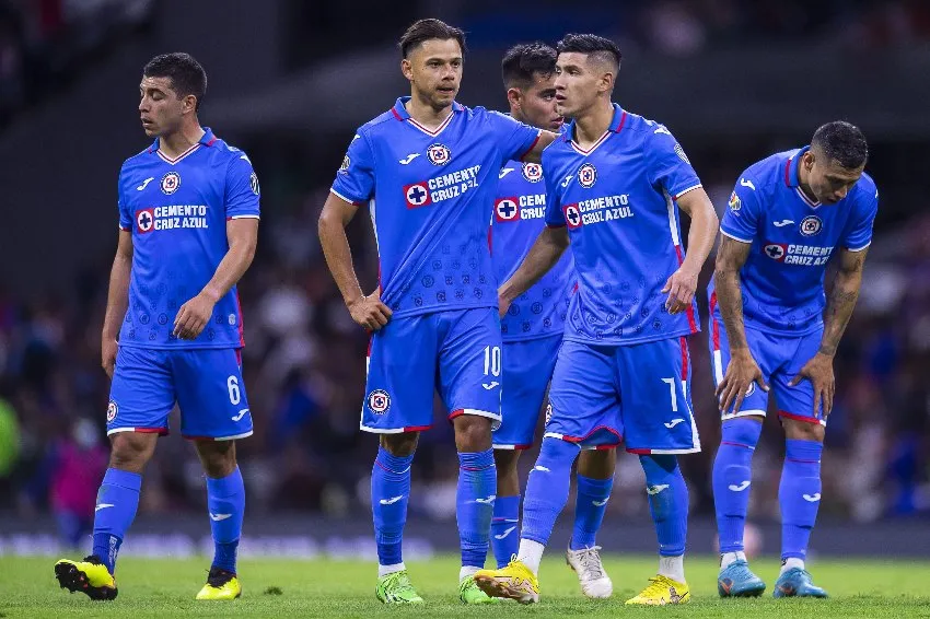 Antuna celebrando su gol vs Chivas
