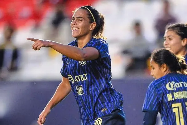 Andrea ya anotó su primer gol como azulcrema
